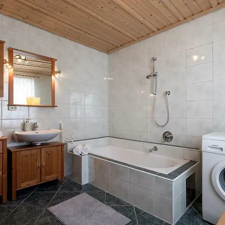 Ferienhaus Haus Sonnseitn *